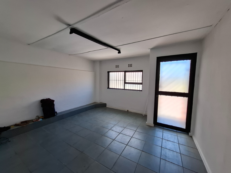 To Let commercial Property for Rent in Maitland Western Cape